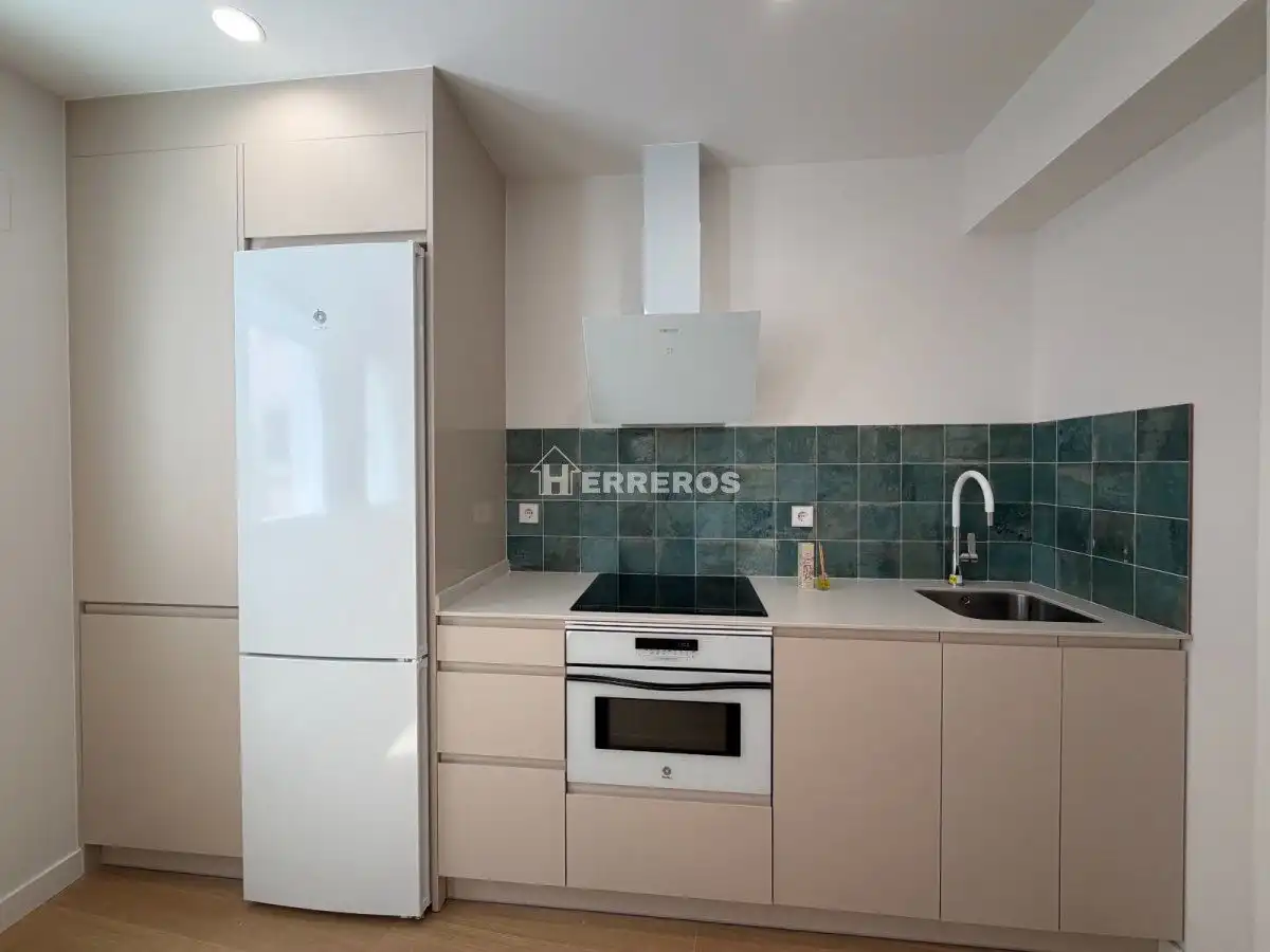 Flat with lift for sale in BERATUA