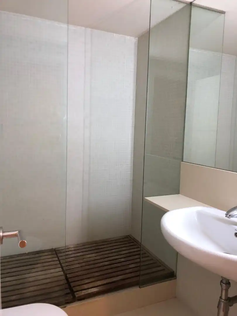 Bathroom of Duplexes for sale in Olot  with Heating