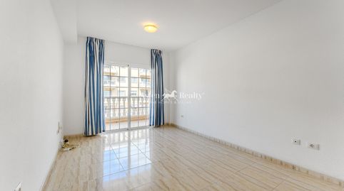 Foto 3 de Ático en venta en Jilguero, Palm - Mar, Arona