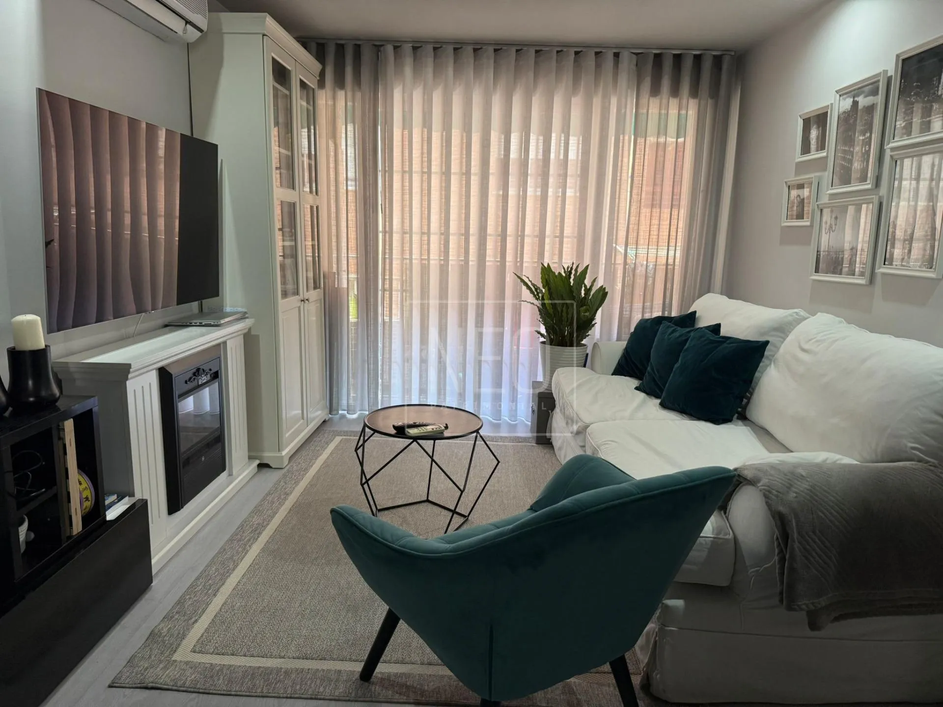 Sala d'estar de Pis en venda en San Fernando de Henares amb Aire condicionat, Calefacció i Terrassa