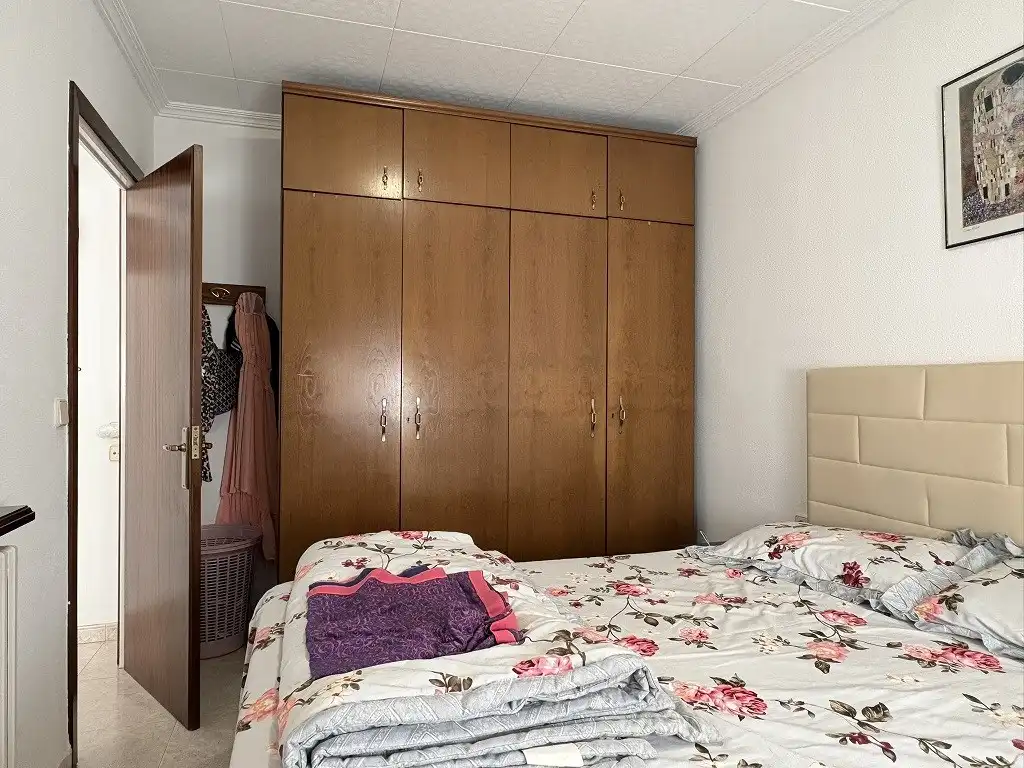 Dormitori de Pis en venda en Olot amb Calefacció, Traster i Balcó
