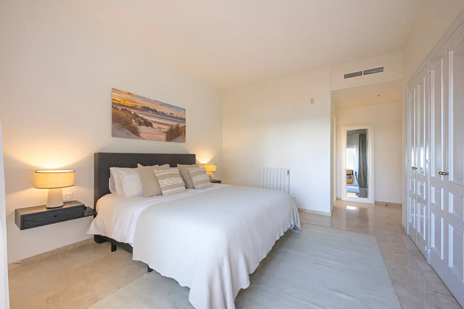 Habitación de Apartamento en venta en Marbella con Aire acondicionado, Terraza y Trastero