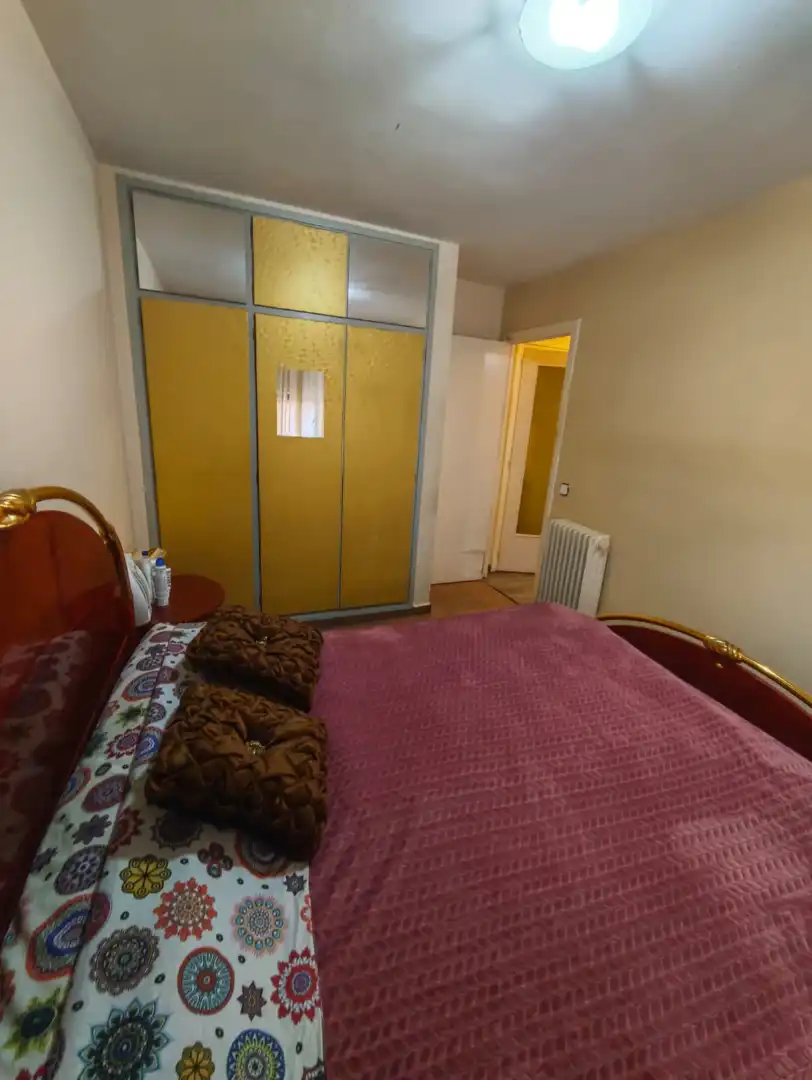 Habitación de Piso en venta en Salt con Calefacción, Parquet y Horno