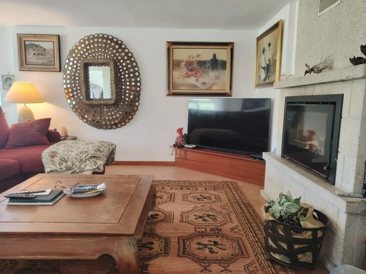 Sala d'estar de Casa o xalet en venda en O Rosal   amb Terrassa, Piscina i Balcó