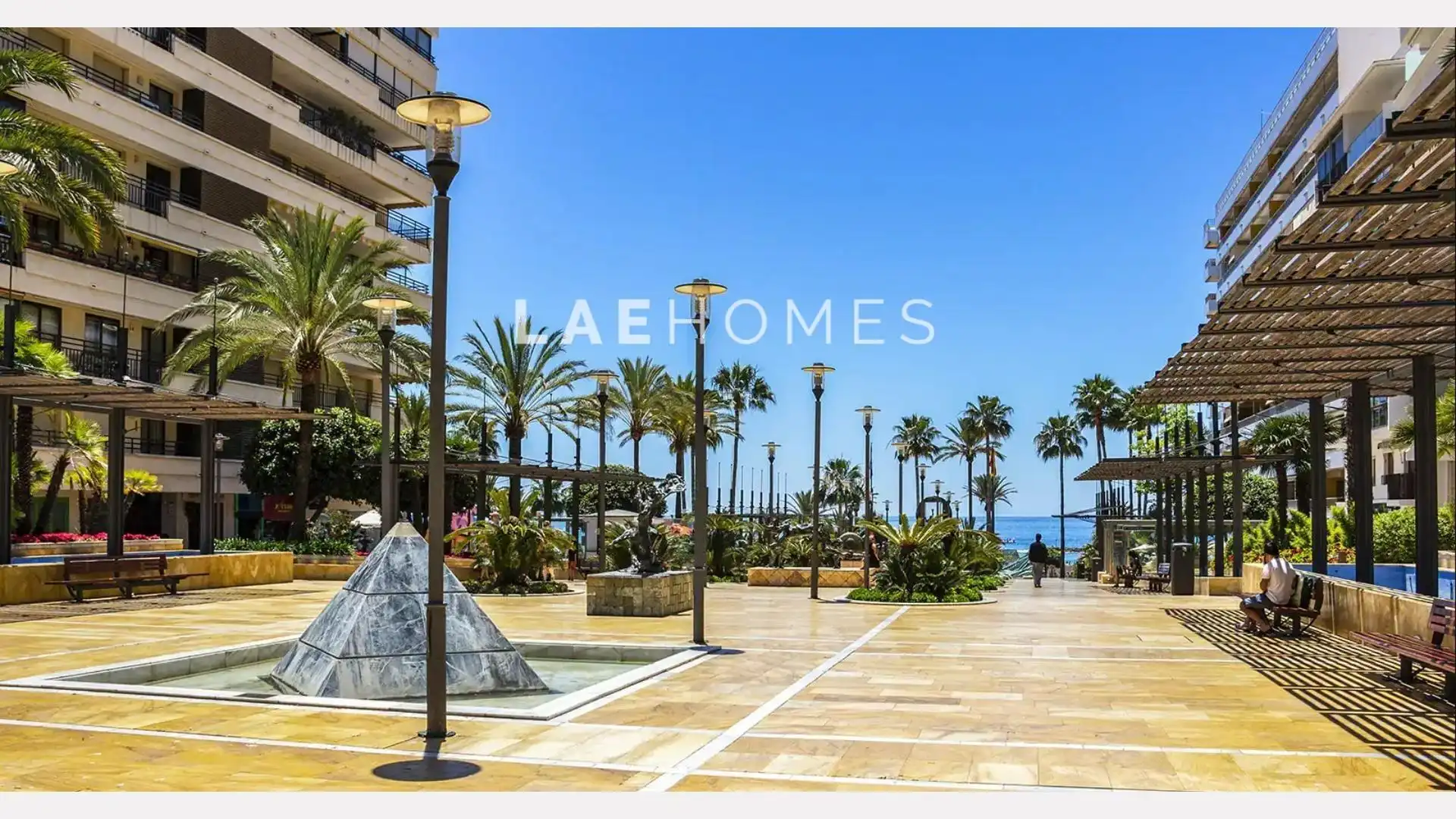 Exterior view of Apartments for sale in Marbella  with Private garden, Terrace and Storage room