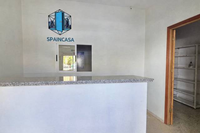 Local comercial en Venta en Avenida Adoratrices, 42 en San Antonio