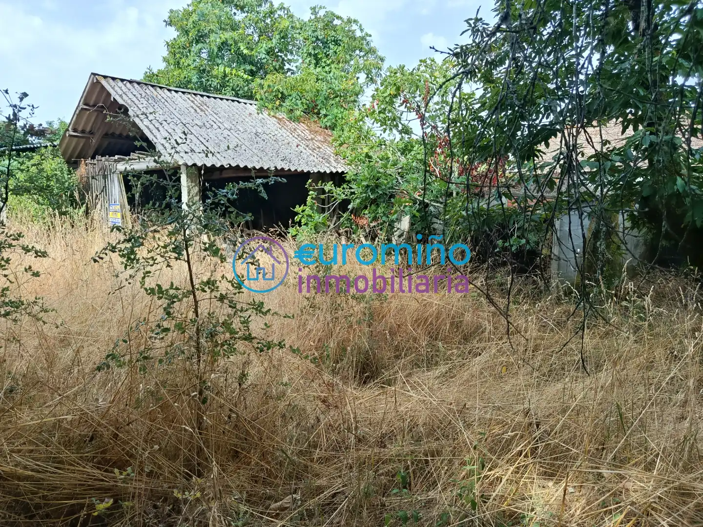 Casa o xalet en venda en Salvaterra de Miño amb Jardí privat, Traster i Moblat