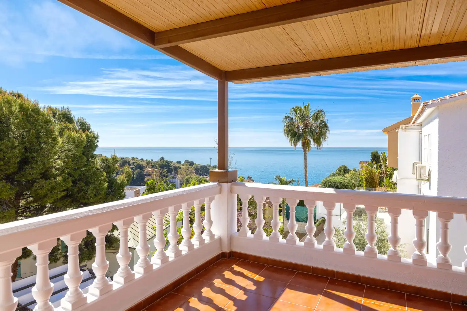 Terrassa de Casa o xalet en venda en Málaga amb Aire condicionat, Calefacció i Jardí privat