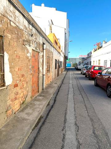 Terreno residencial en Venta en Calle Río Montnegre, 8 en Ciutat del Transport - La Salera