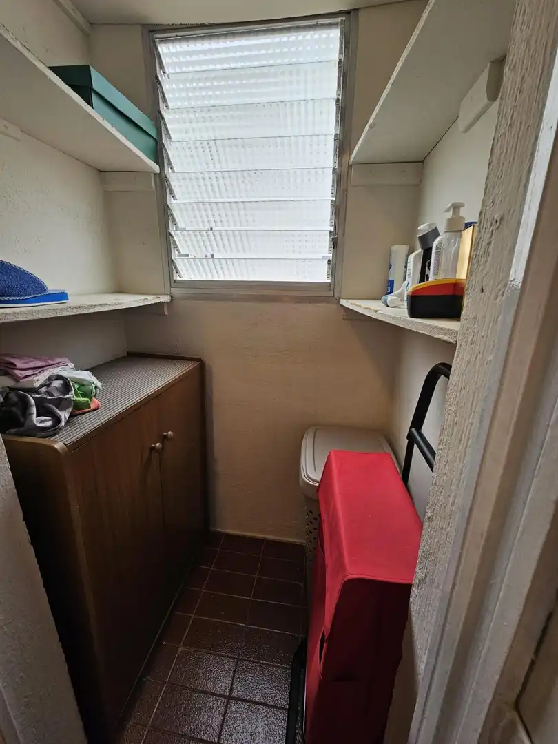 Bathroom of Flat for sale in Valencia  with Air Conditioner, Furnished and Balcony