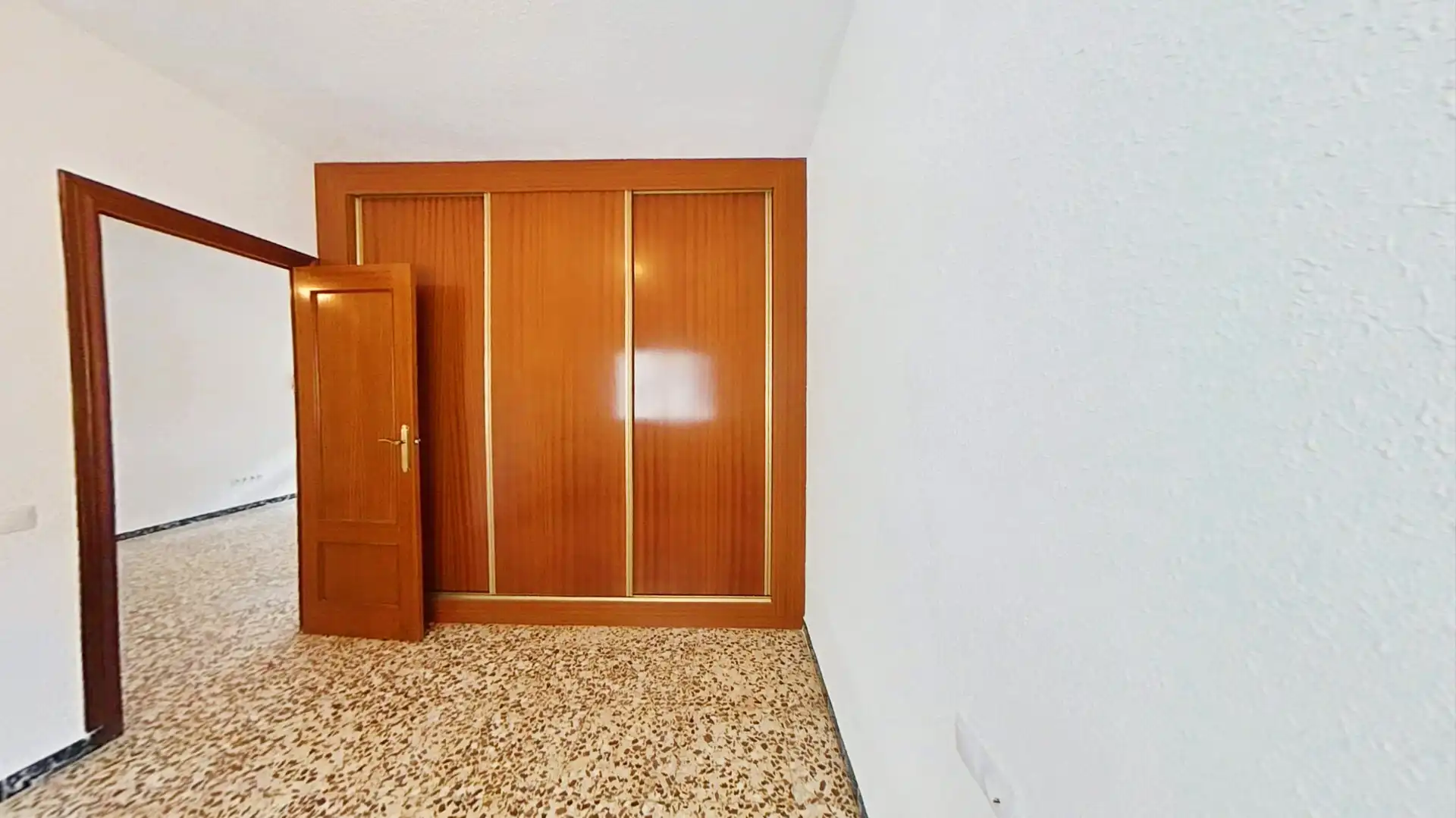 Flat for rent in Carolinas Bajas