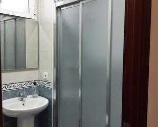 Bathroom of Flat to rent in  Córdoba Capital  with Air Conditioner and Balcony