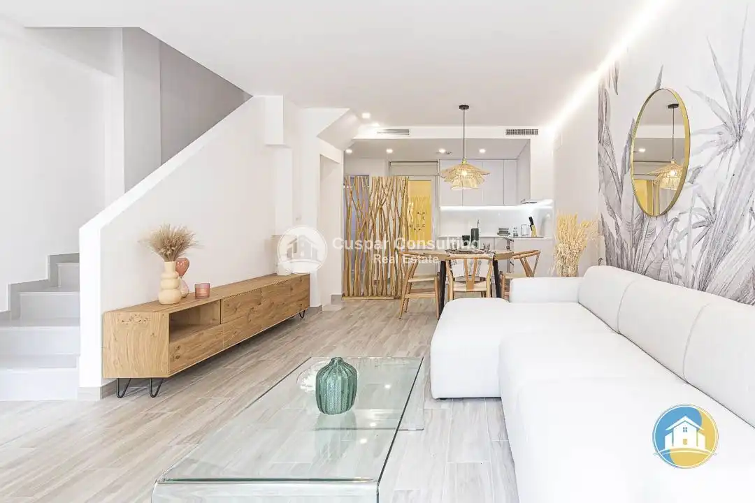 Dúplex con piscina en venta en Playa de las Gaviotas - El Pedrucho