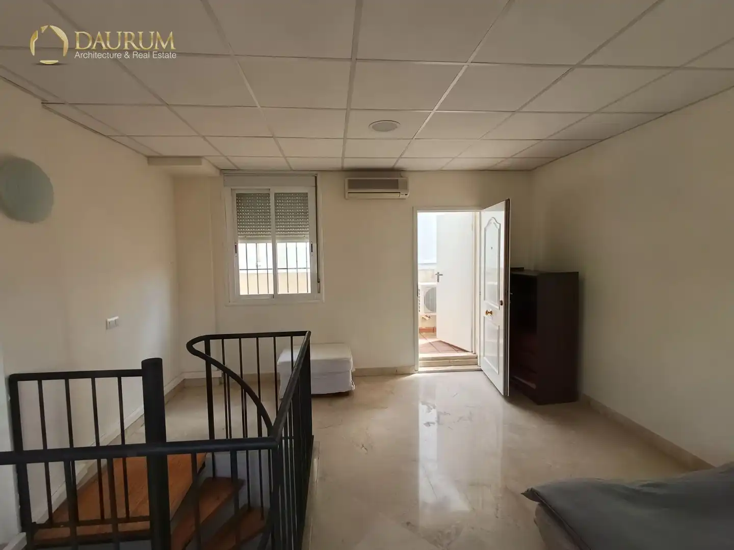 Dúplex en venta en Dos Hermanas con Aire acondicionado, Calefacción y Terraza