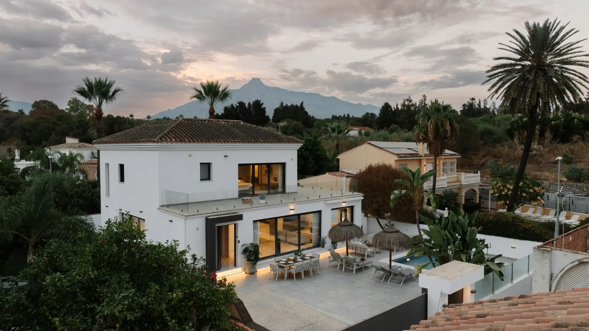 Chalet con piscina en venta en Calle los Granados 18, imagen 5