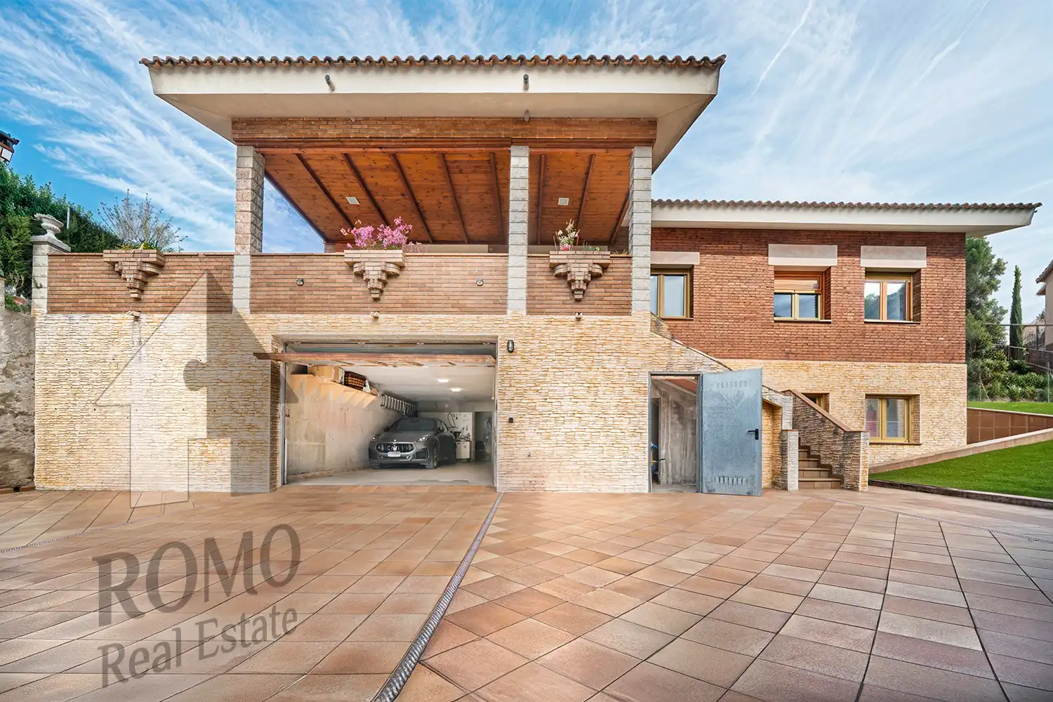 Vista exterior de Casa o xalet en venda en Bigues i Riells del Fai amb Aire condicionat, Calefacció i Jardí privat