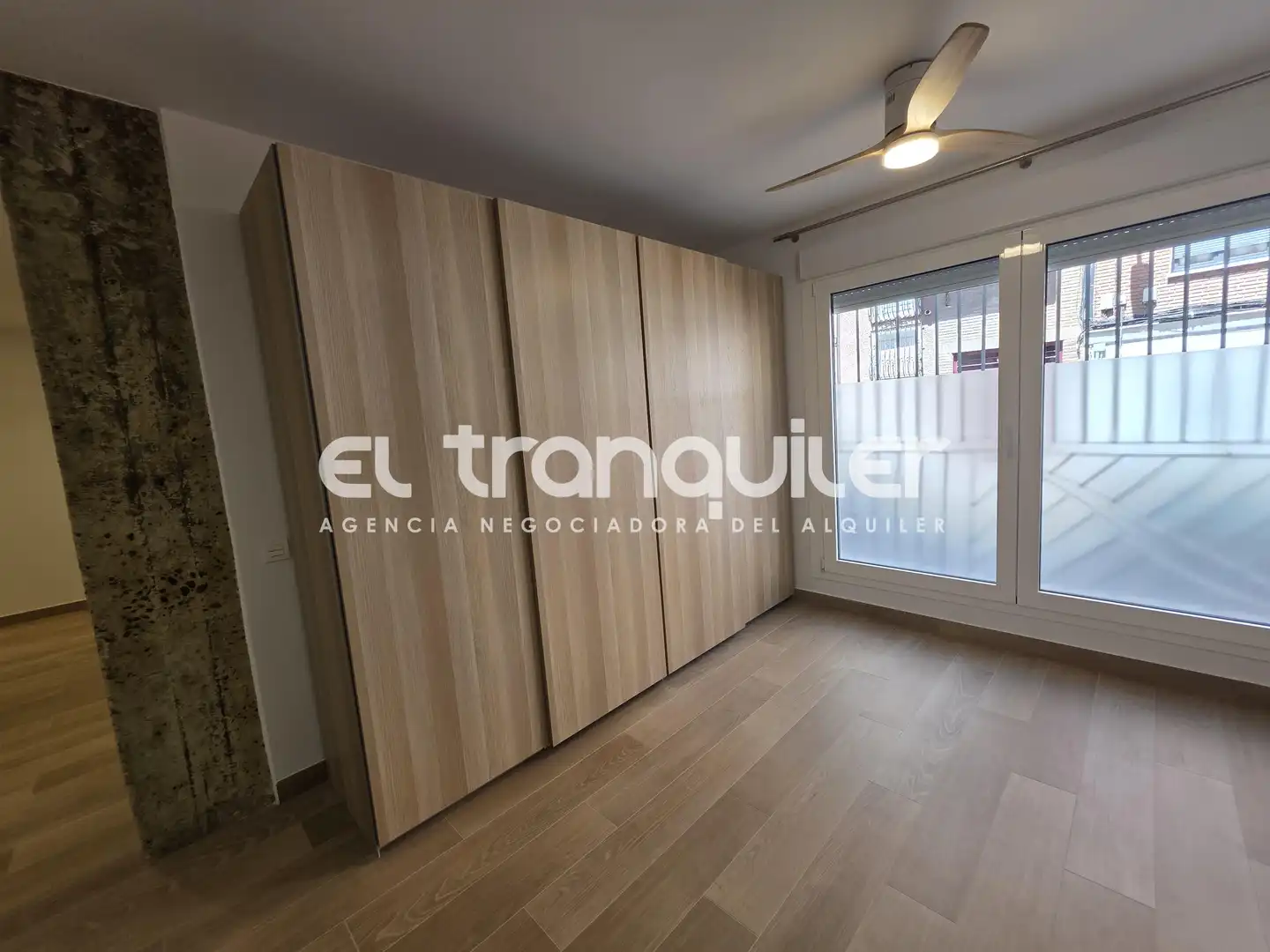 Schlafzimmer von Wohnung zur Miete in Madrid mit Klimaanlage
