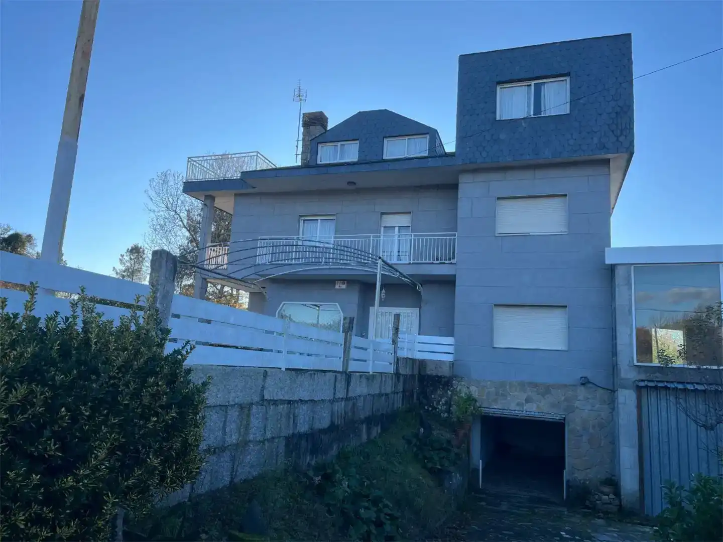 Vista exterior de Casa o xalet en venda en Vilamarín amb Jardí privat, Traster i Piscina