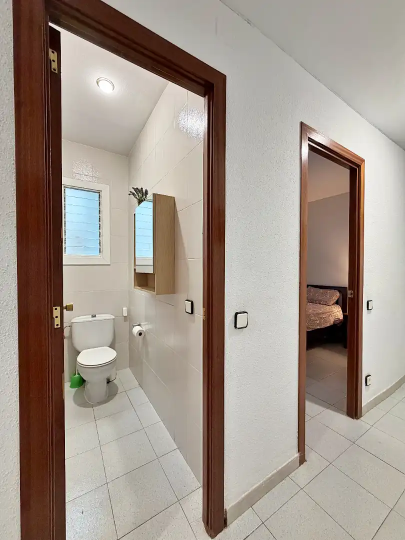 Baño de Piso en venta en Barcelona con Aire acondicionado, Calefacción y Terraza