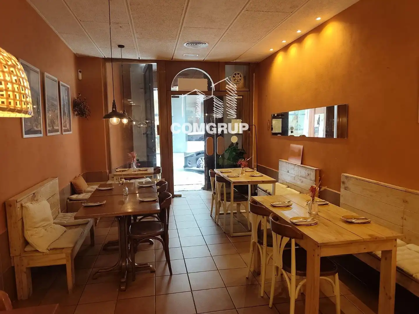 Locale commerciale in cessione a Centre