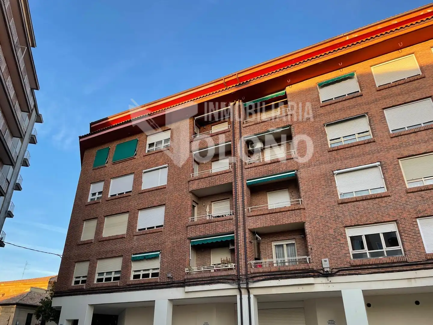 Appartamento con terrazza in vendita a Avenida Bretón de los Herreros 1C, imagen 6