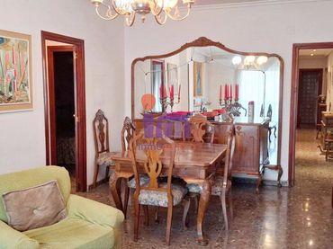 Flat with balcony for sale in Valdepeñas
