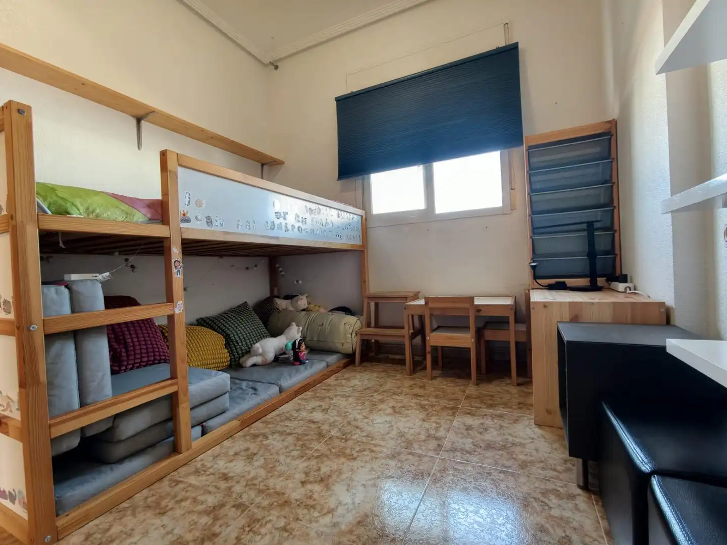 Schlafzimmer von Dachboden zum Verkauf in Orihuela mit Terrasse, Möbliert und Gemeinschaftspool