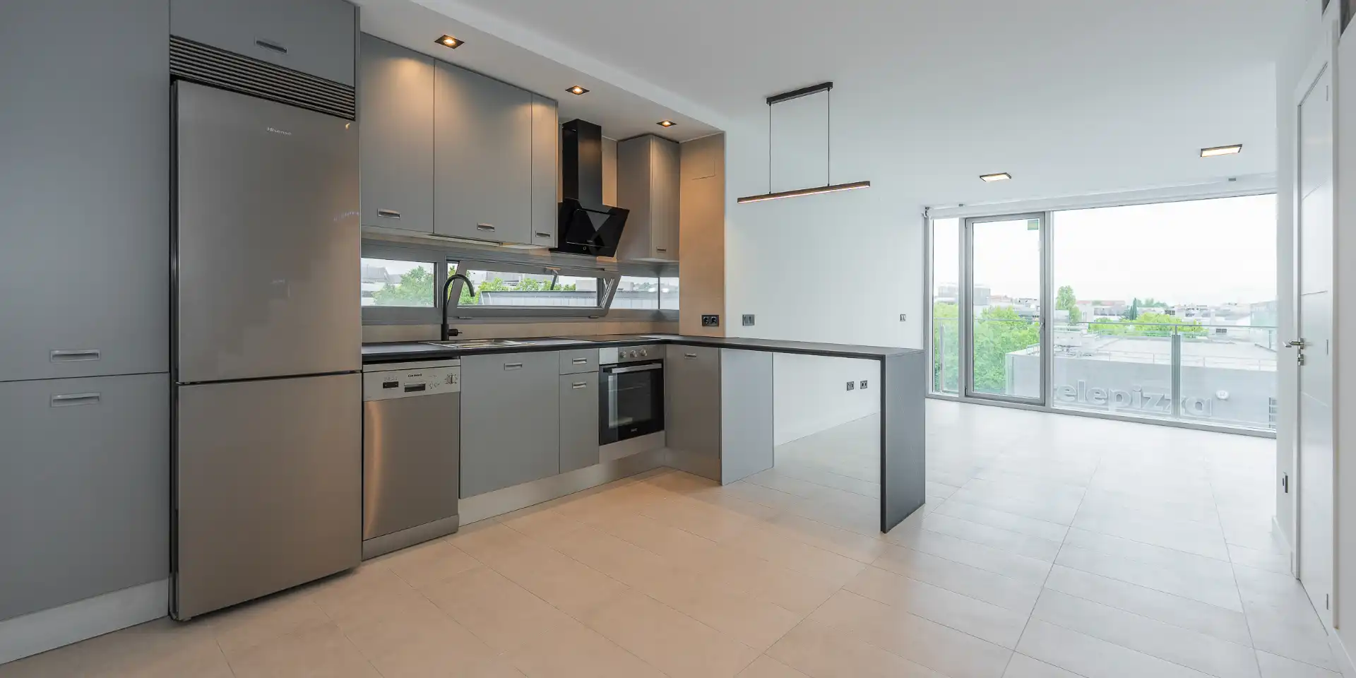 Dúplex con balcón en venta en Paseo de Europa
