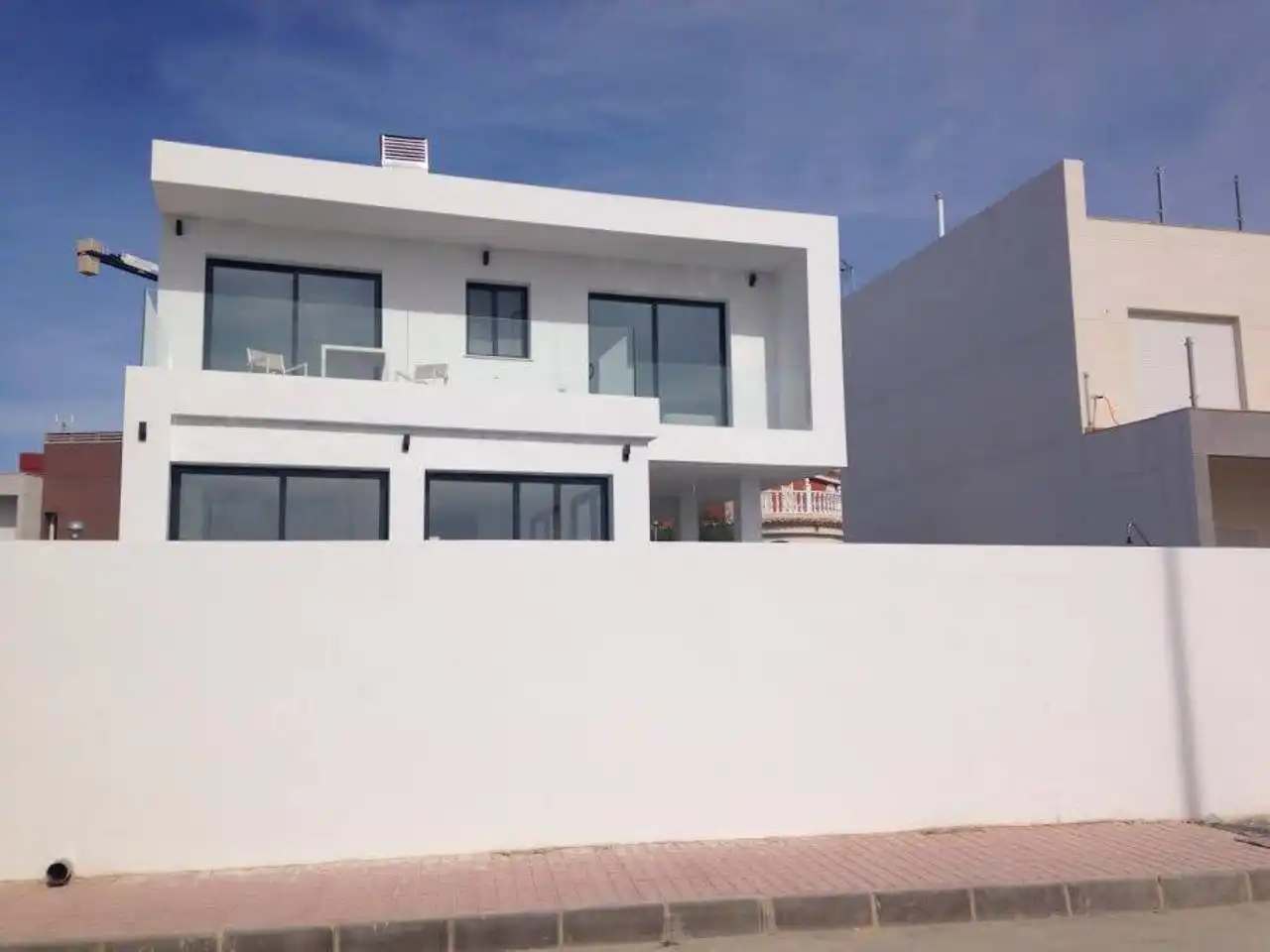 Vista exterior de Casa o chalet en venta en La Romana con Piscina