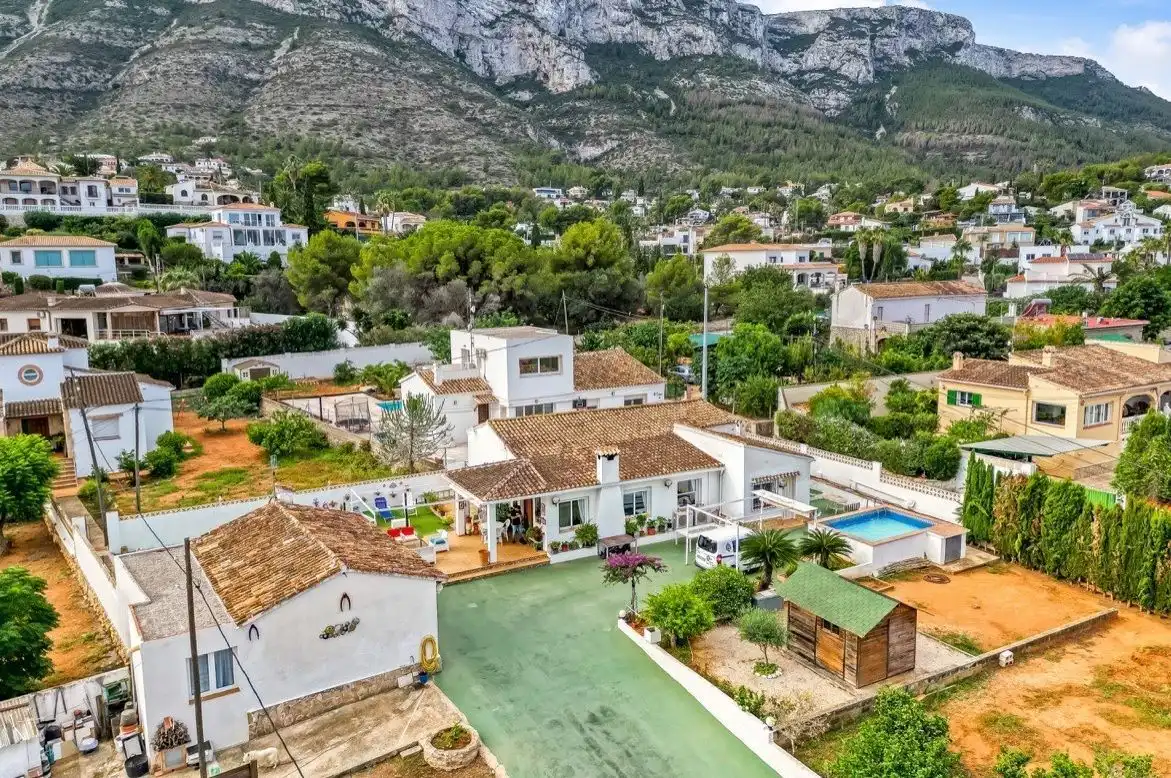Casa con piscina in vendita a El Montgó, imagen 3