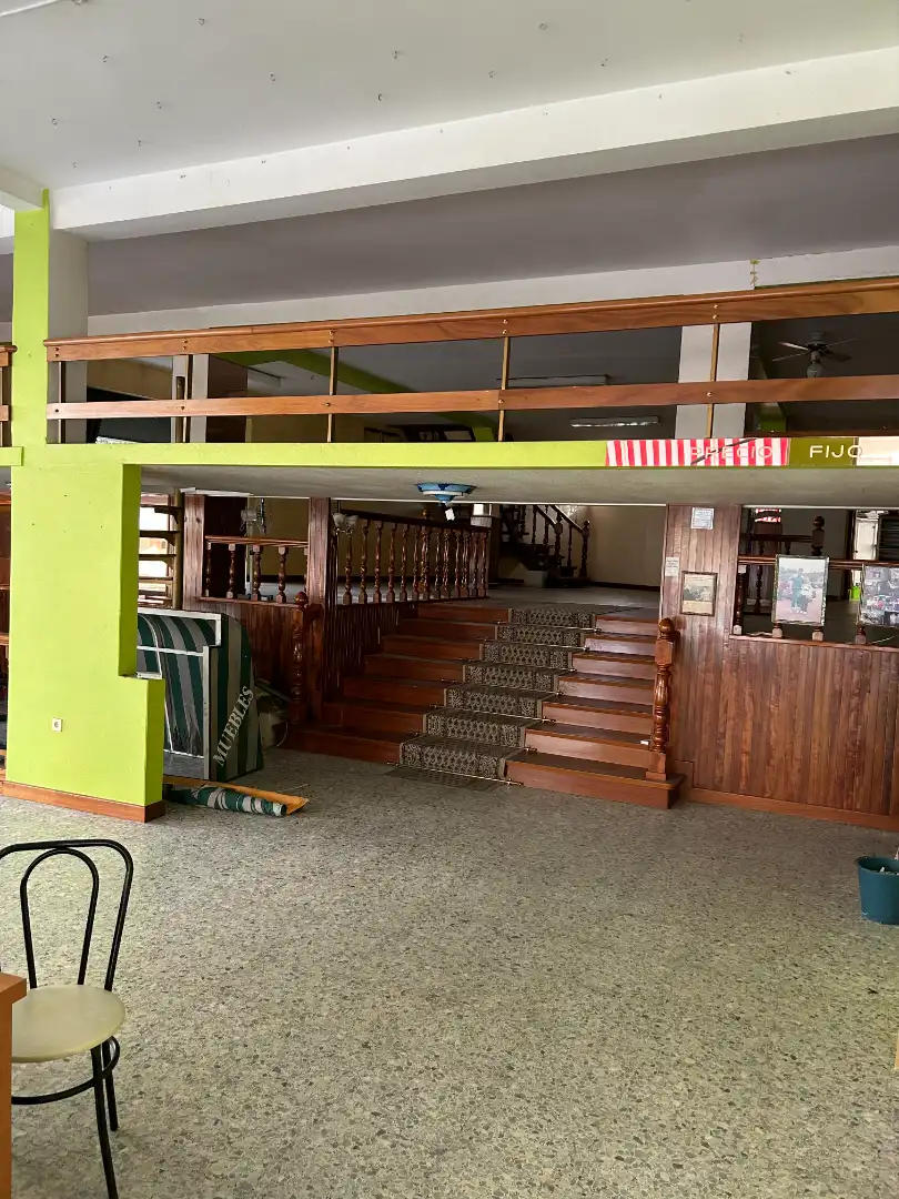 Local comercial en venta en Avenida Xosé Solla, imagen 4