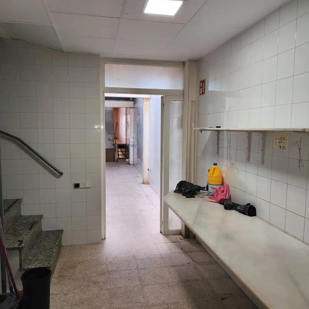 Local comercial de lloguer a Joan Prim, imagen 7