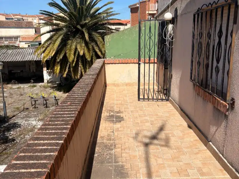 Lands and plots for sale in Avenida de la Rioja 25, imagen 9