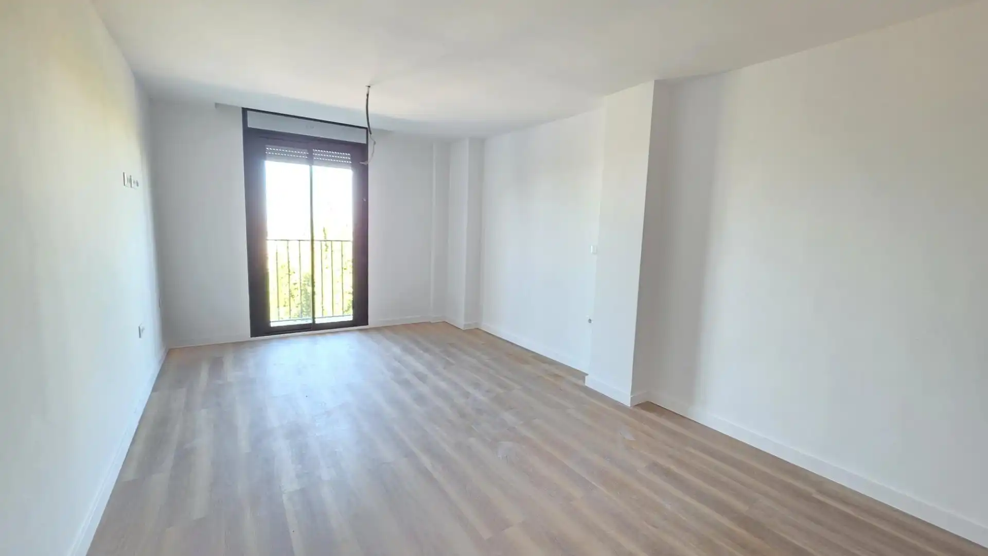 Appartamento con terrazza in vendita a Calle Juanito Valderrama, imagen 6