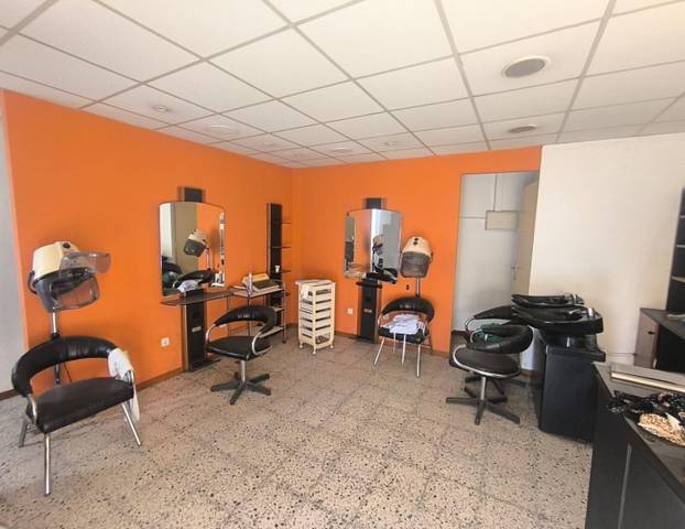 Local comercial en Alquiler en Escodines