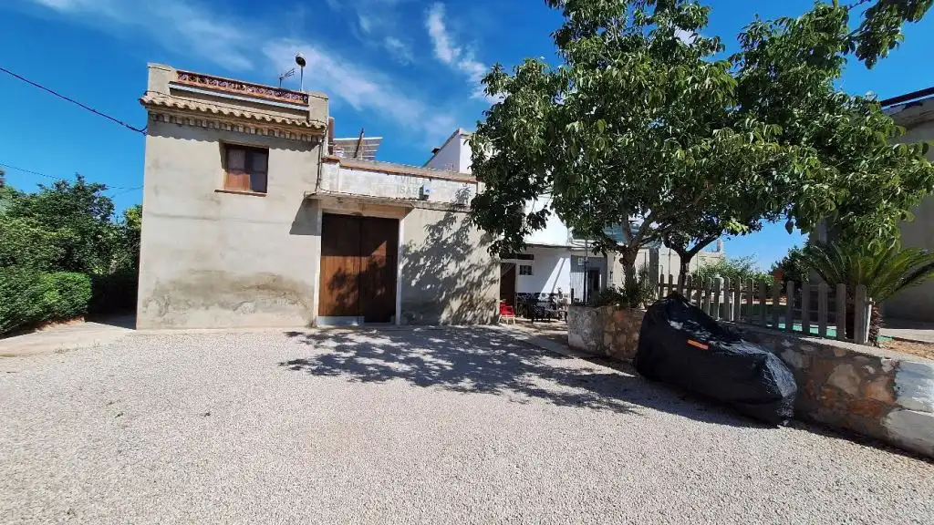 Vista exterior de Casa o chalet en venta en Canredondo con Jardín privado, Terraza y Trastero