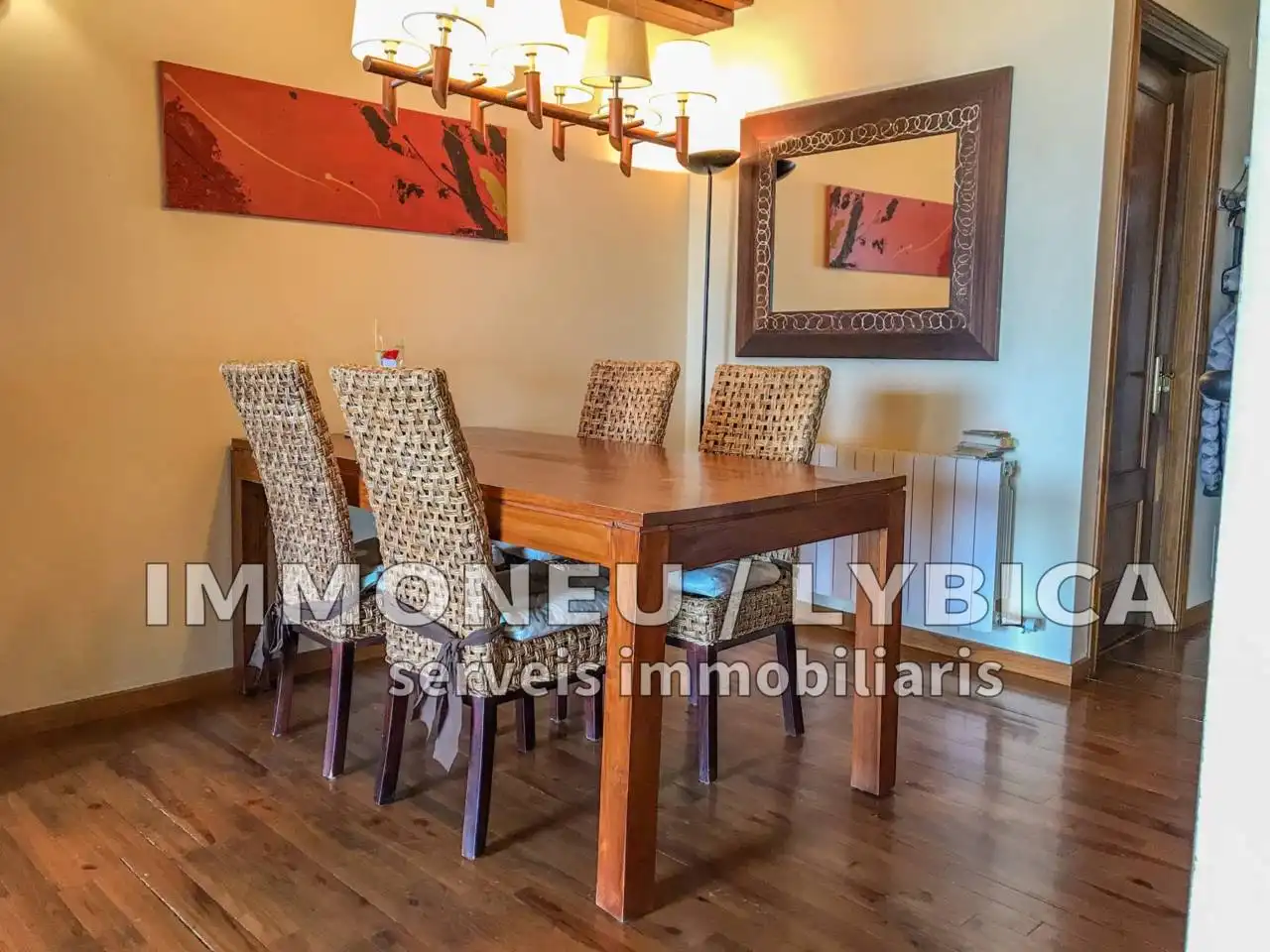 Comedor de Casa o chalet en venta en Bellver de Cerdanya con Calefacción, Parquet y Terraza