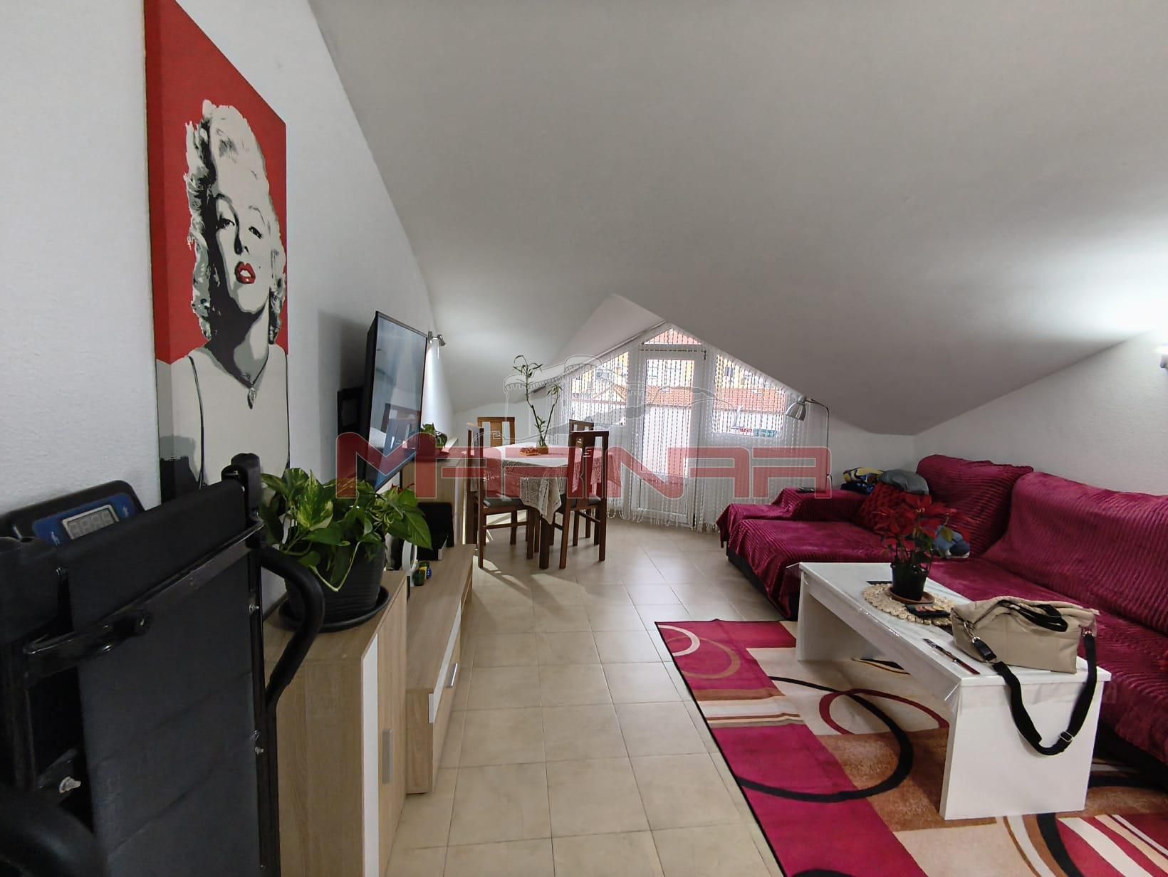 Sala d'estar de Àtic en venda en Borox amb Calefacció i Traster