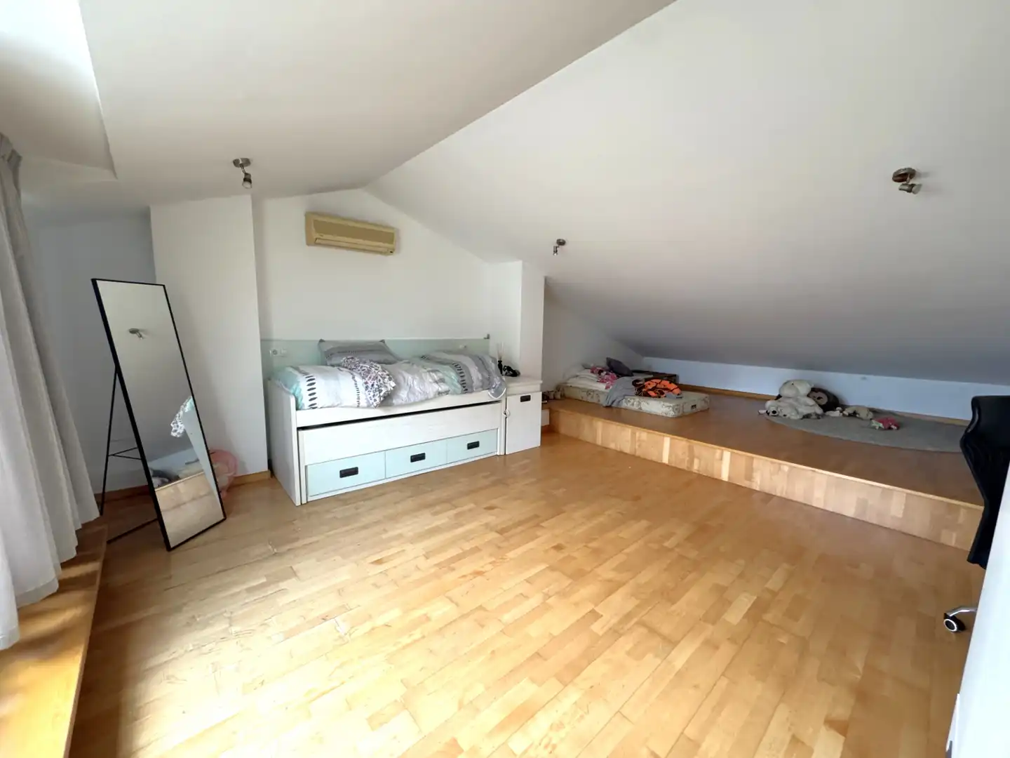 Attic for sale in Palamós  with Parquet flooring, Terrace and Storage room