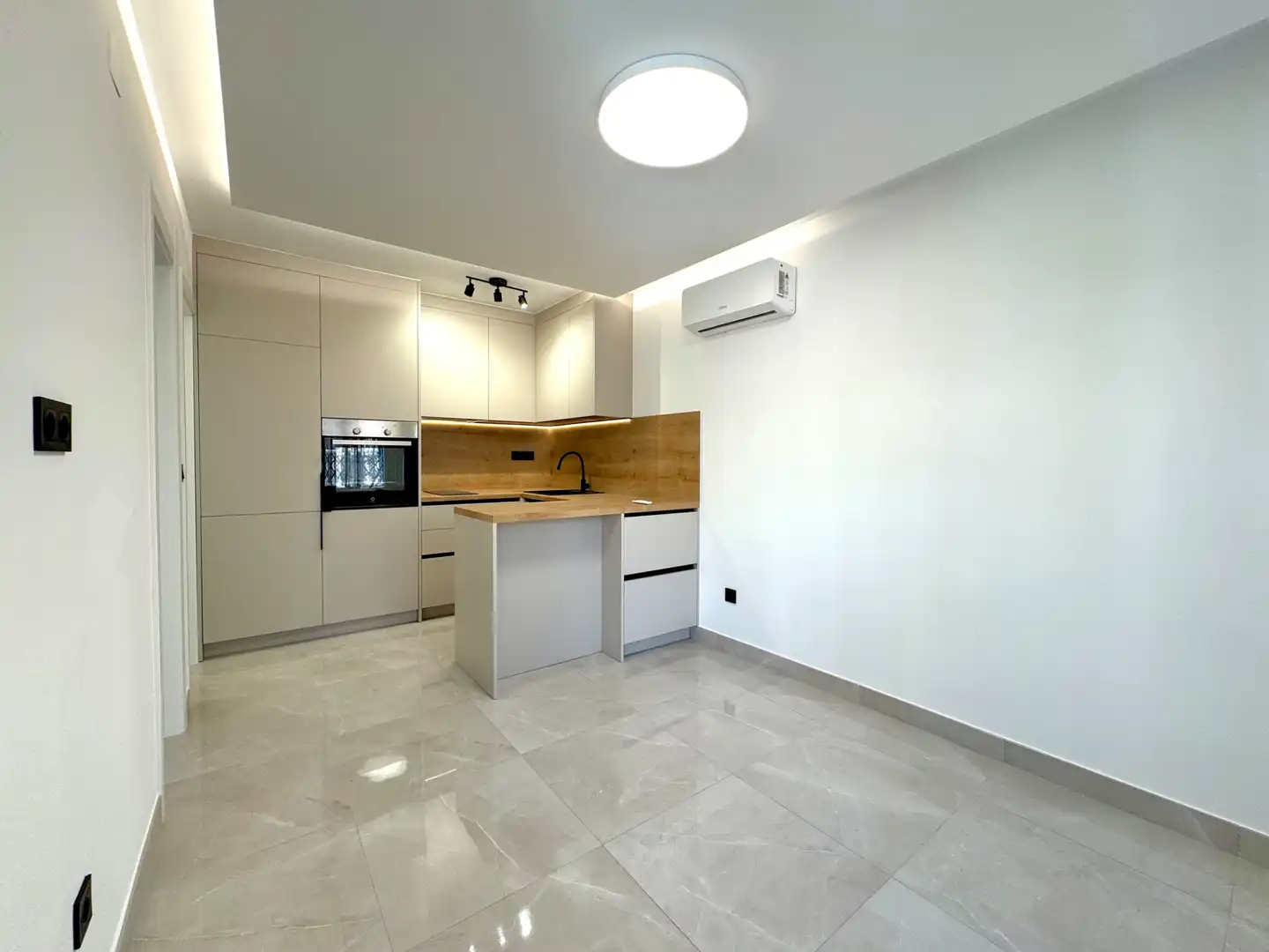 Casa bifamiliare con piscina in vendita a Urbanización Lago Jardín 2 M7 Sec D, imagen 5