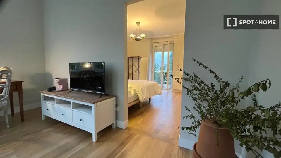 Habitación de Piso para compartir en Donostia - San Sebastián  con Aire acondicionado, Calefacción y Amueblado