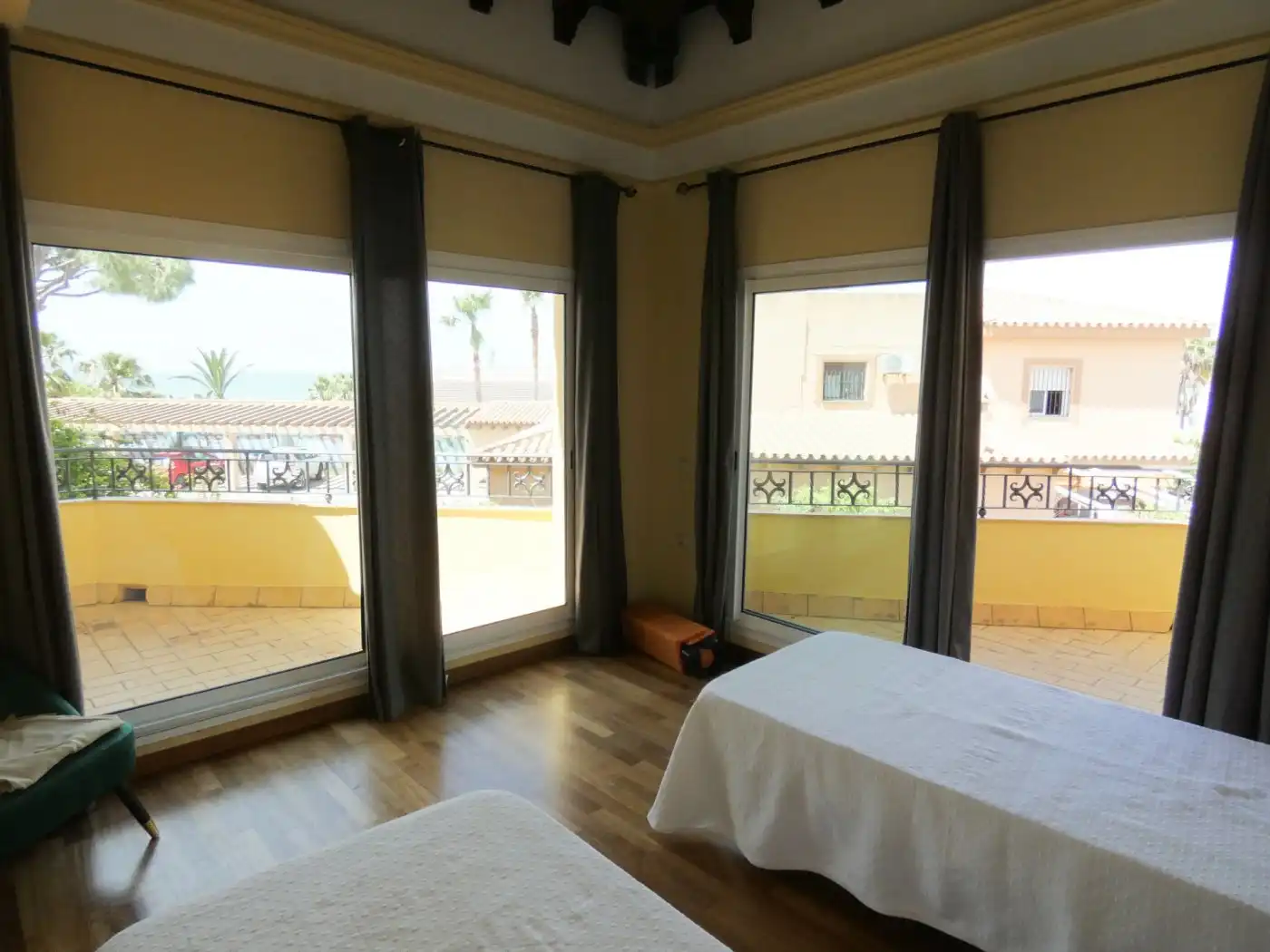 Bedroom of Houses for sale in Chiclana de la Frontera  with Air Conditioner, Private garden and Terrace