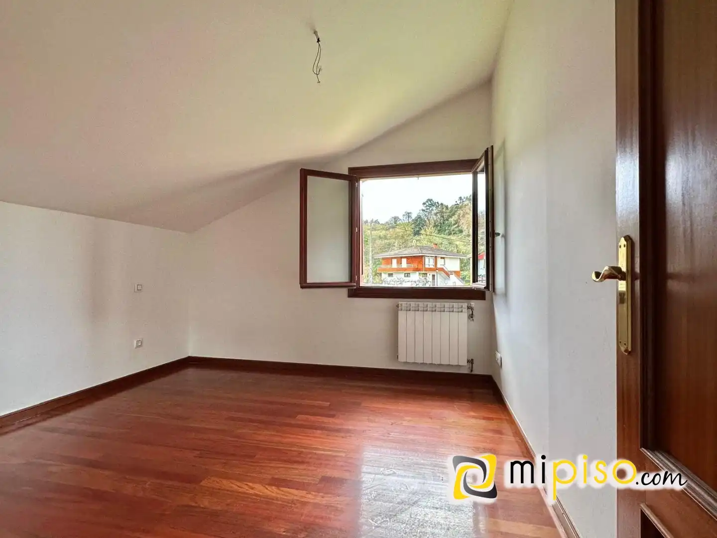 Habitación de Casa o chalet en venta en Voto con Calefacción