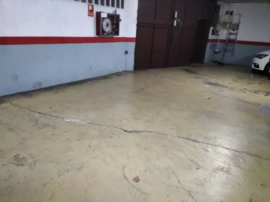Einzelparkplatz zum Verkauf in Nou Barris, imagen 4