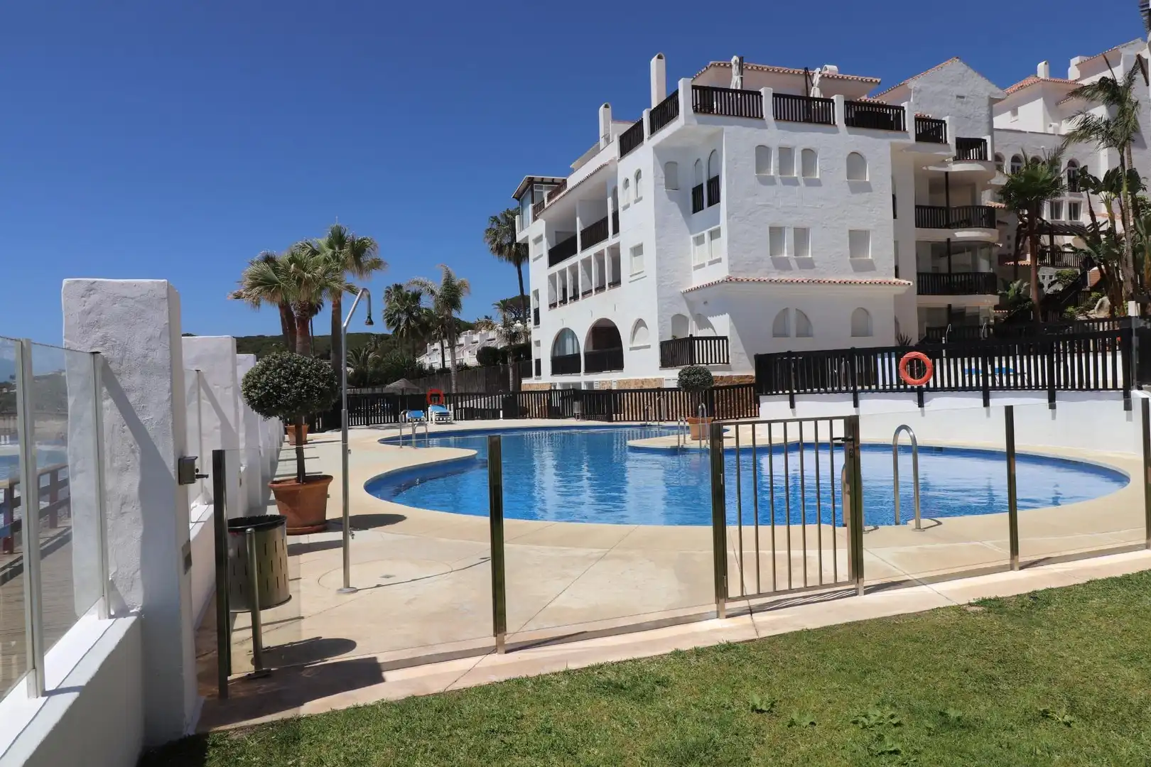 Schwimmbecken von Wohnungen zur Miete in Mijas mit Heizung, Privatgarten und Terrasse