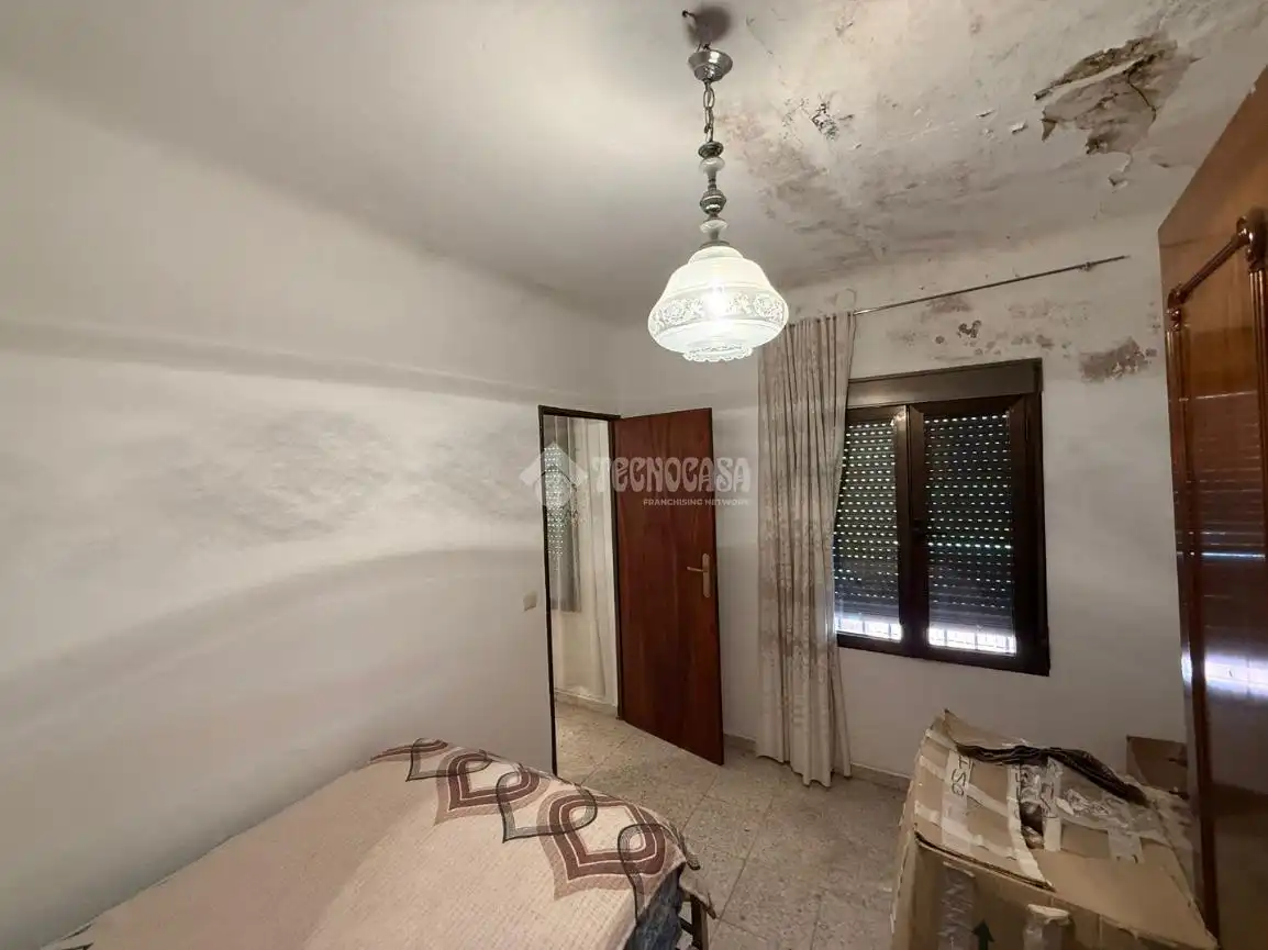 Dormitori de Casa adosada en venda en Almorox amb Calefacció i Moblat