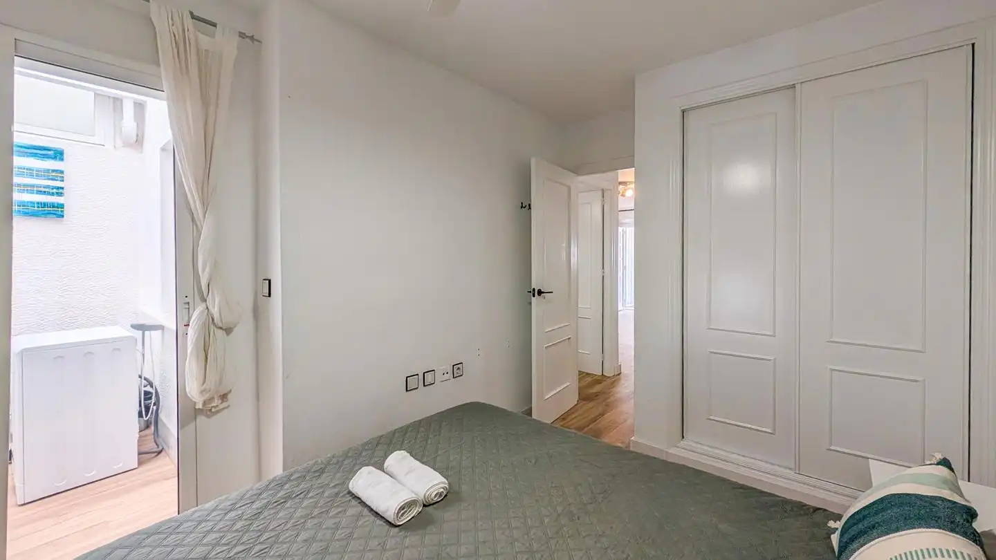 Habitación de Casa adosada en venta en Santa Pola con Terraza, Piscina y Piscina comunitaria