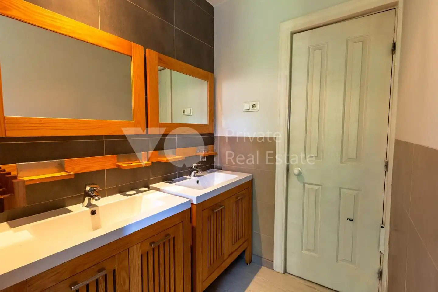 Bathroom of Houses for sale in Villanueva de la Cañada  with Heating, Private garden and Terrace