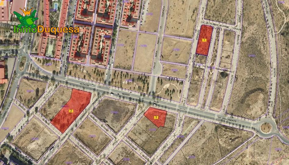 Foto 1 de Residencial en venda a Calle Alcalde Mosen Rubi, Sn, Parque Nueva Granada, Granada