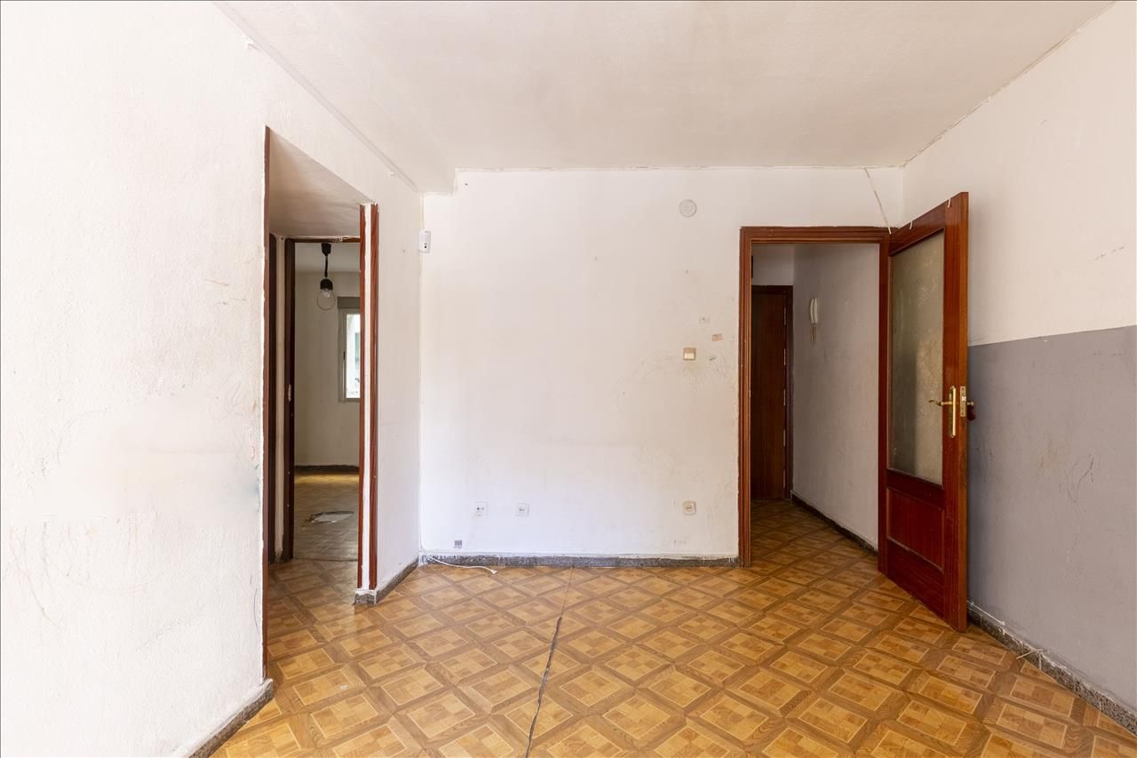 Flat for sale in  Madrid Capital  with Terrace